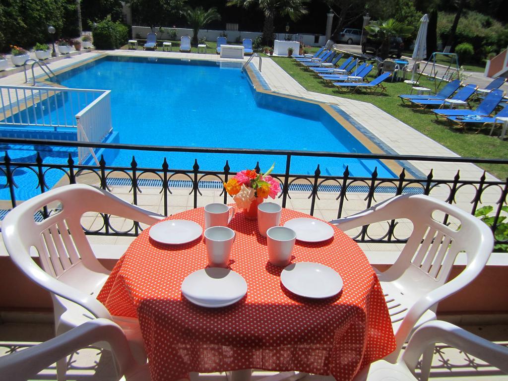Varvara Studios & Apartments I Peroulades  Стая снимка