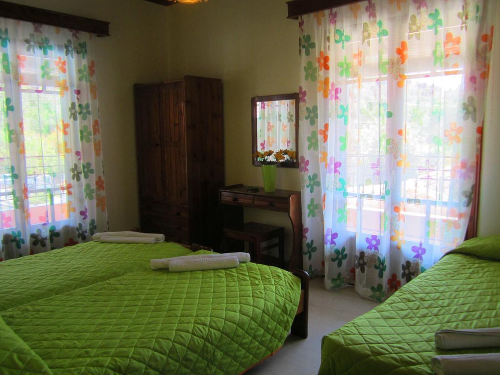 Varvara Studios & Apartments I Peroulades  Стая снимка