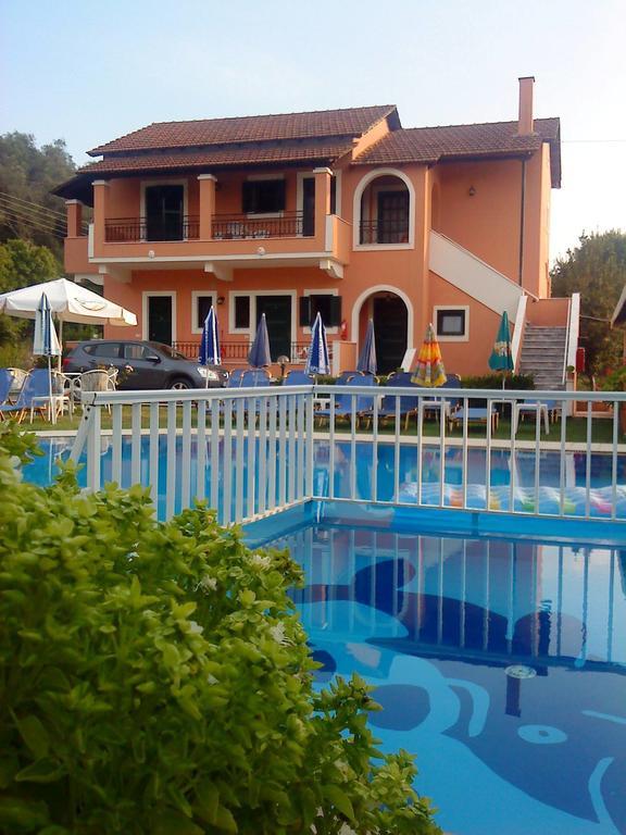 Varvara Studios & Apartments I Peroulades  Екстериор снимка